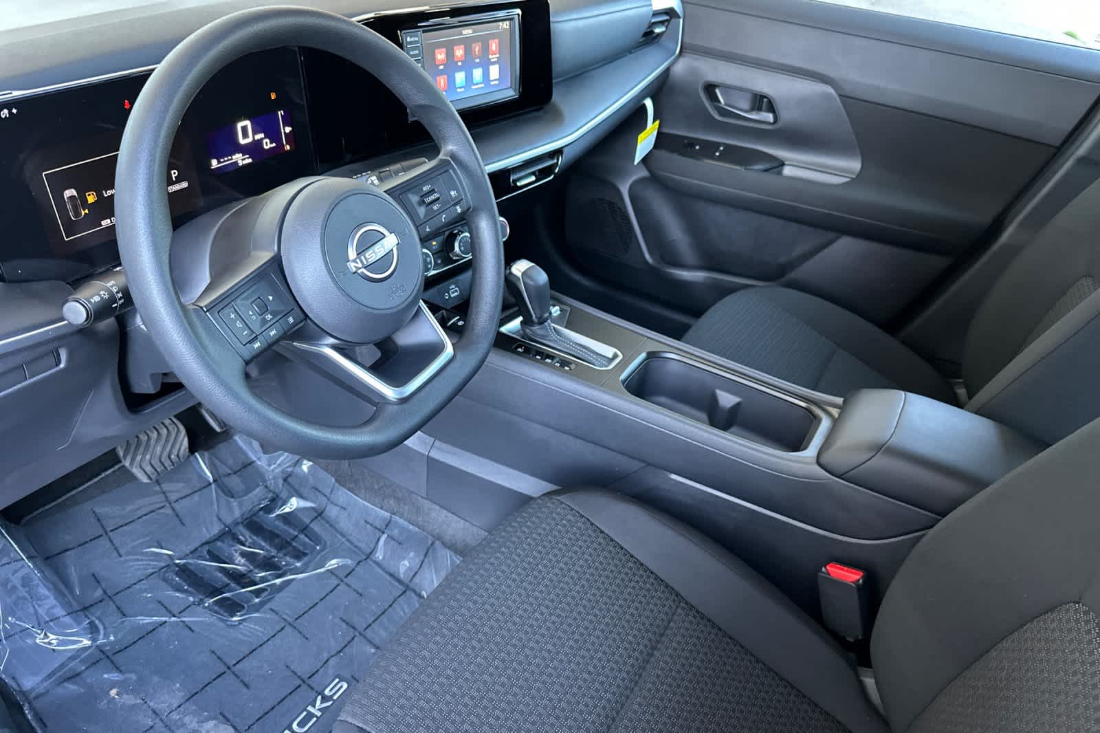 Thumbnail: 2025 Nissan Kicks - 11