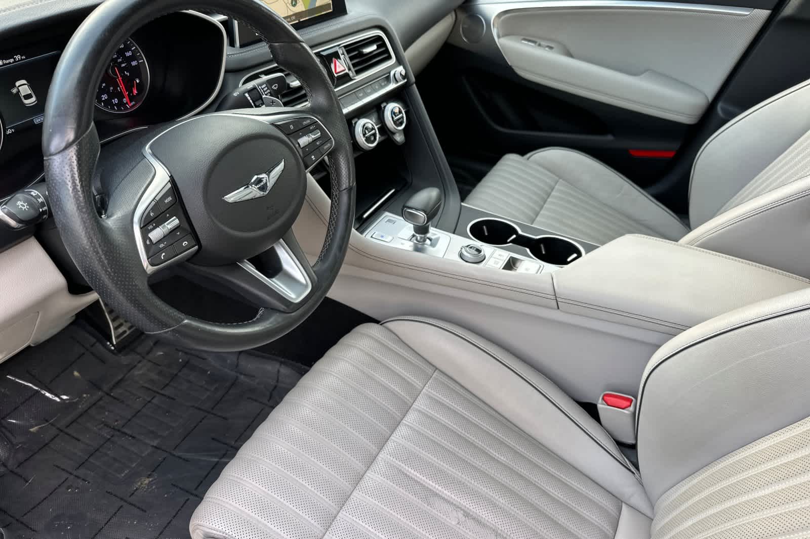 Thumbnail: 2019 Genesis G70 - 11