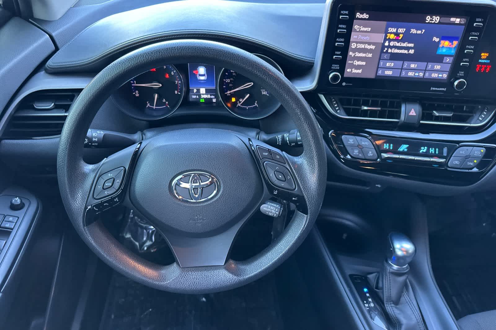 Thumbnail: 2021 Toyota C-HR - 14