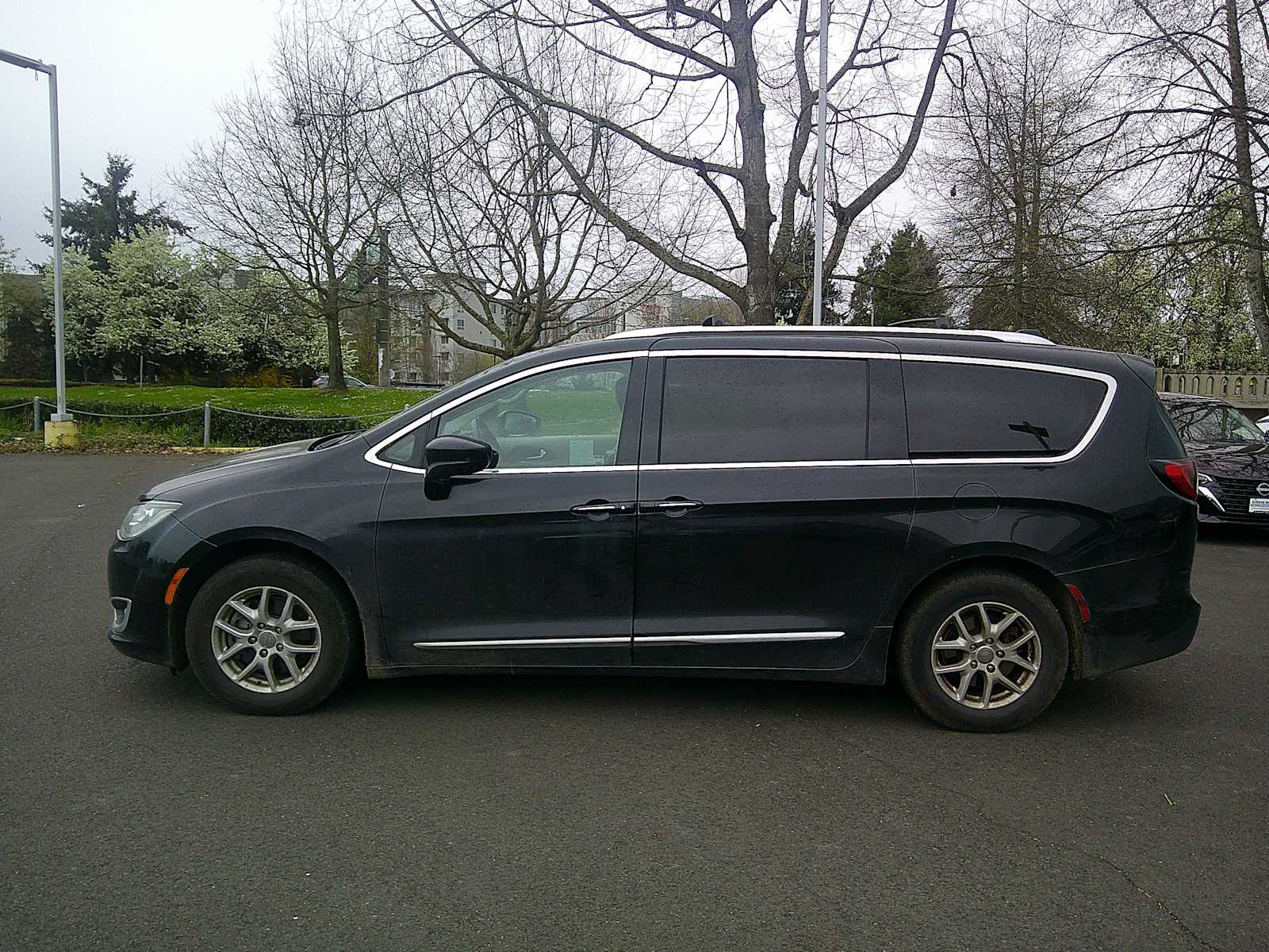 Thumbnail: 2020 Chrysler Pacifica - 2