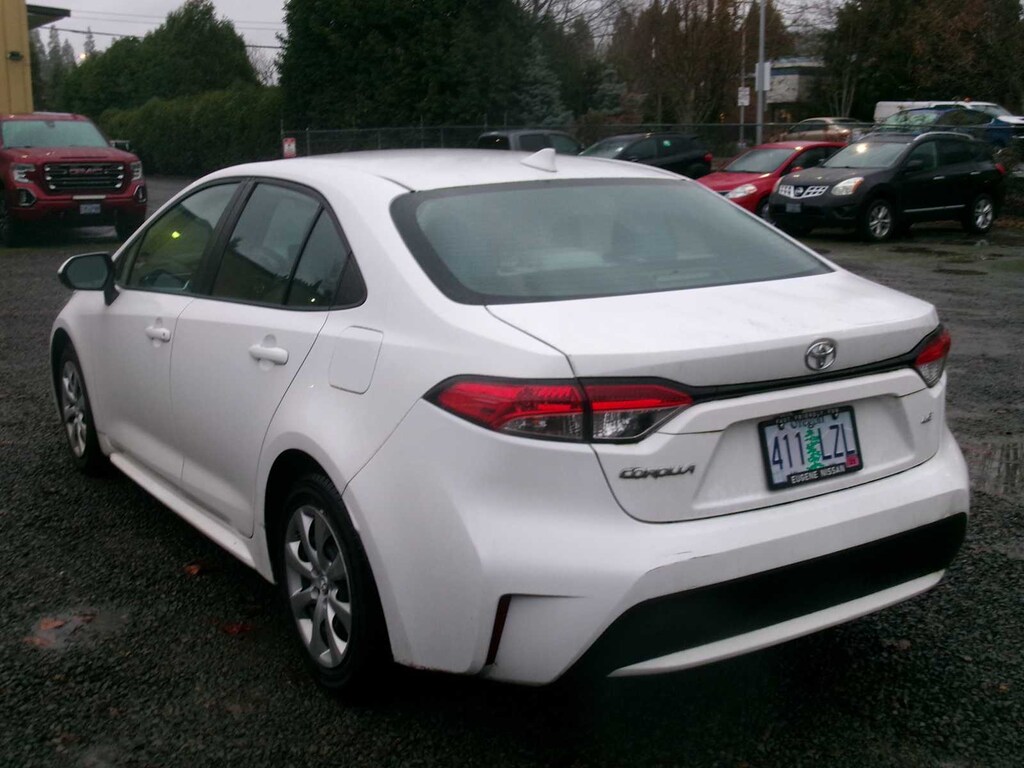 Used 2020 Toyota Corolla LE Sedan