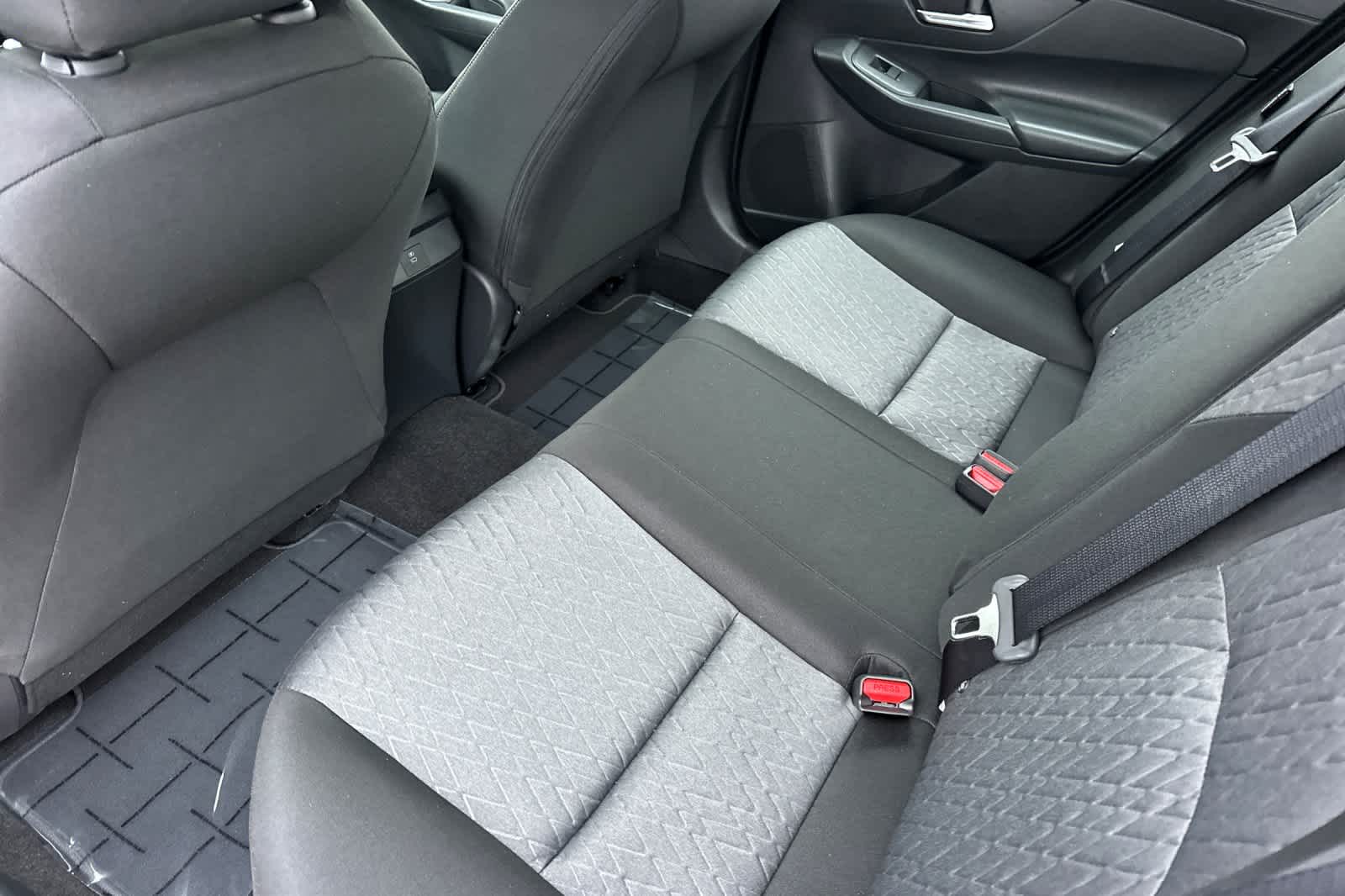 Thumbnail: 2026 Nissan Sentra - 4