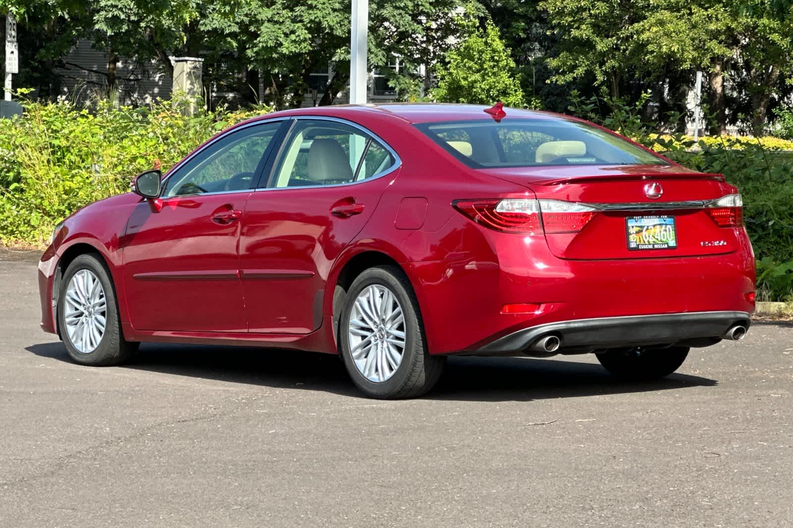 Thumbnail: 2013 Lexus ES - 5
