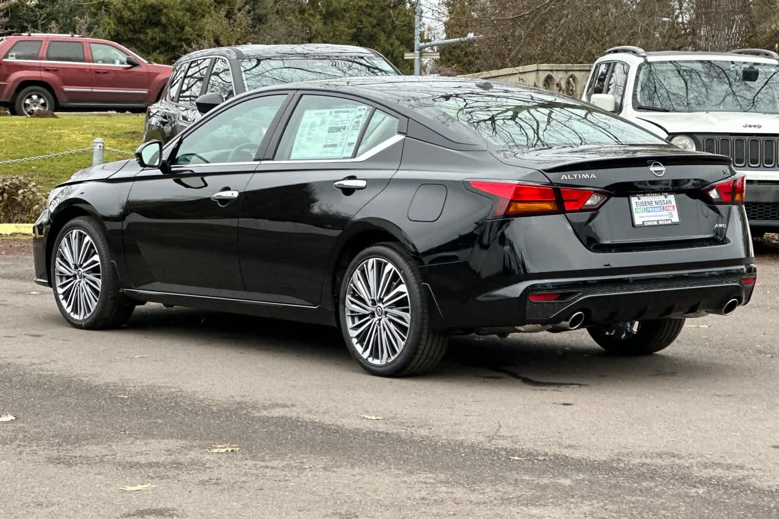 Thumbnail: 2025 Nissan Altima - 6