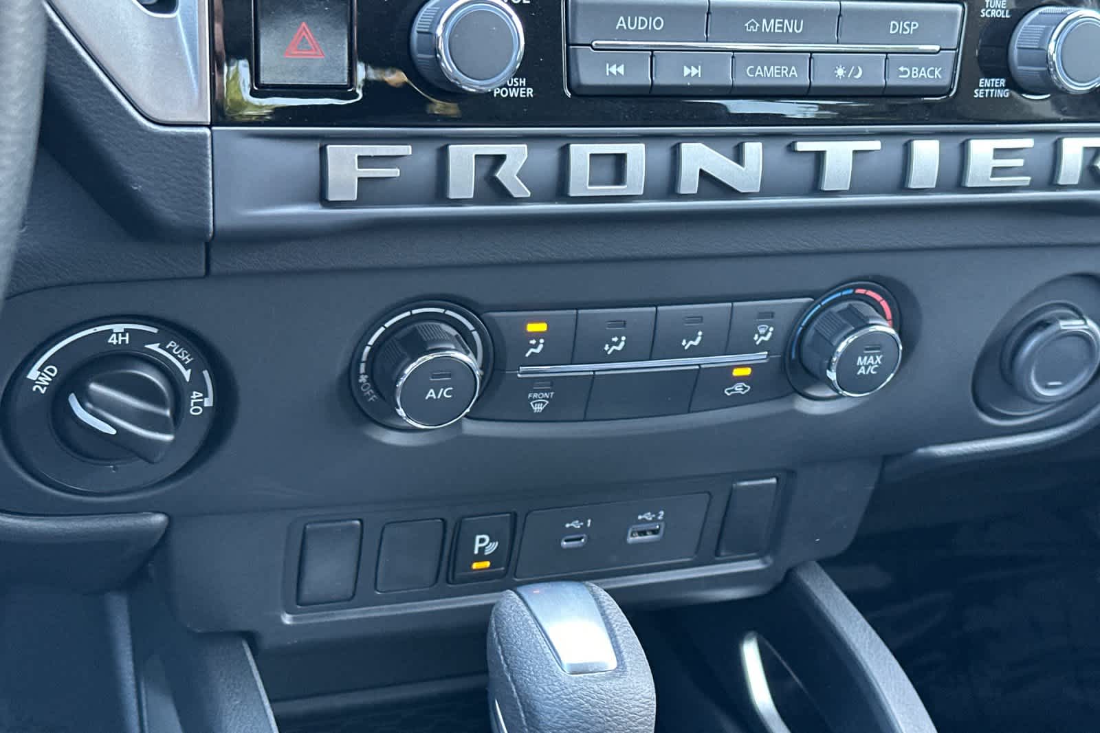 2025 Nissan Frontier SV 19