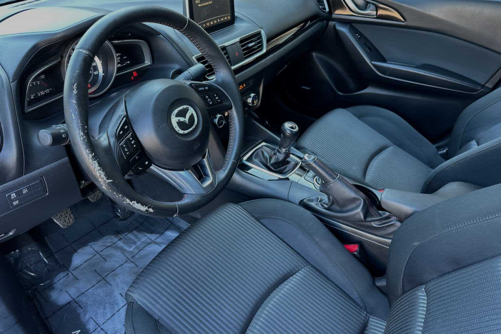 2016 Mazda Mazda3 i Touring 11