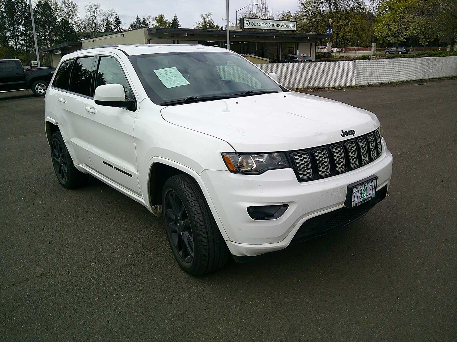 Thumbnail: 2019 Jeep Grand Cherokee - 7