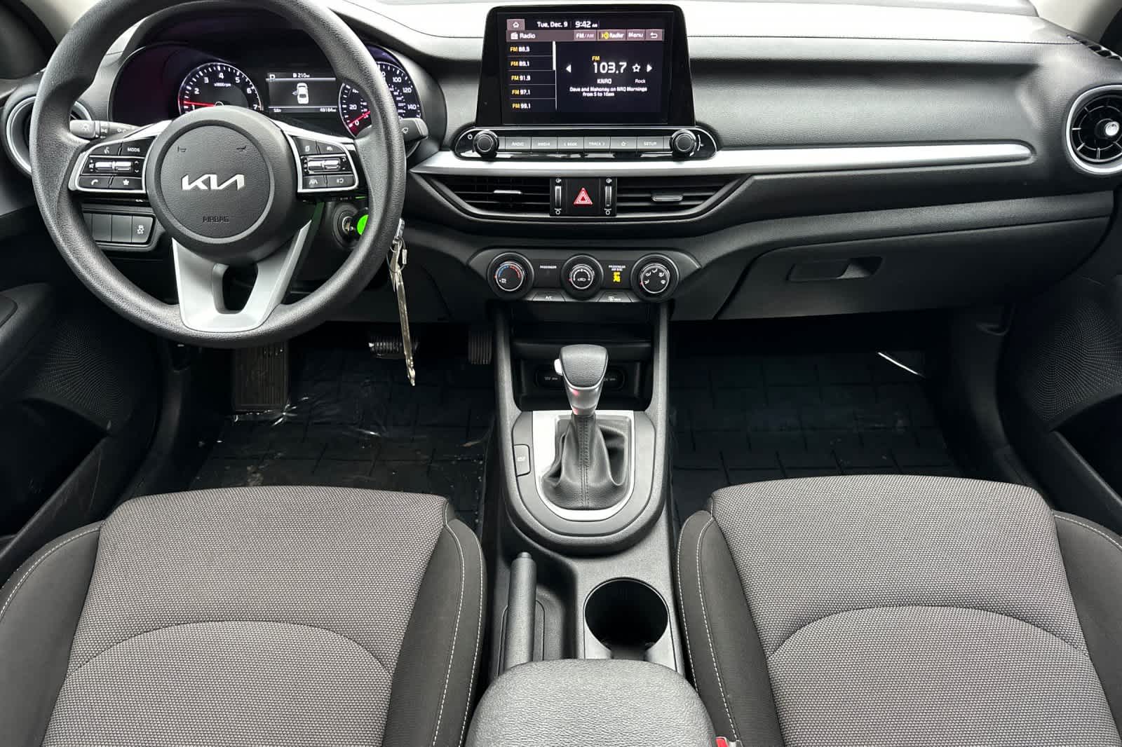 Thumbnail: 2023 Kia Forte - 3