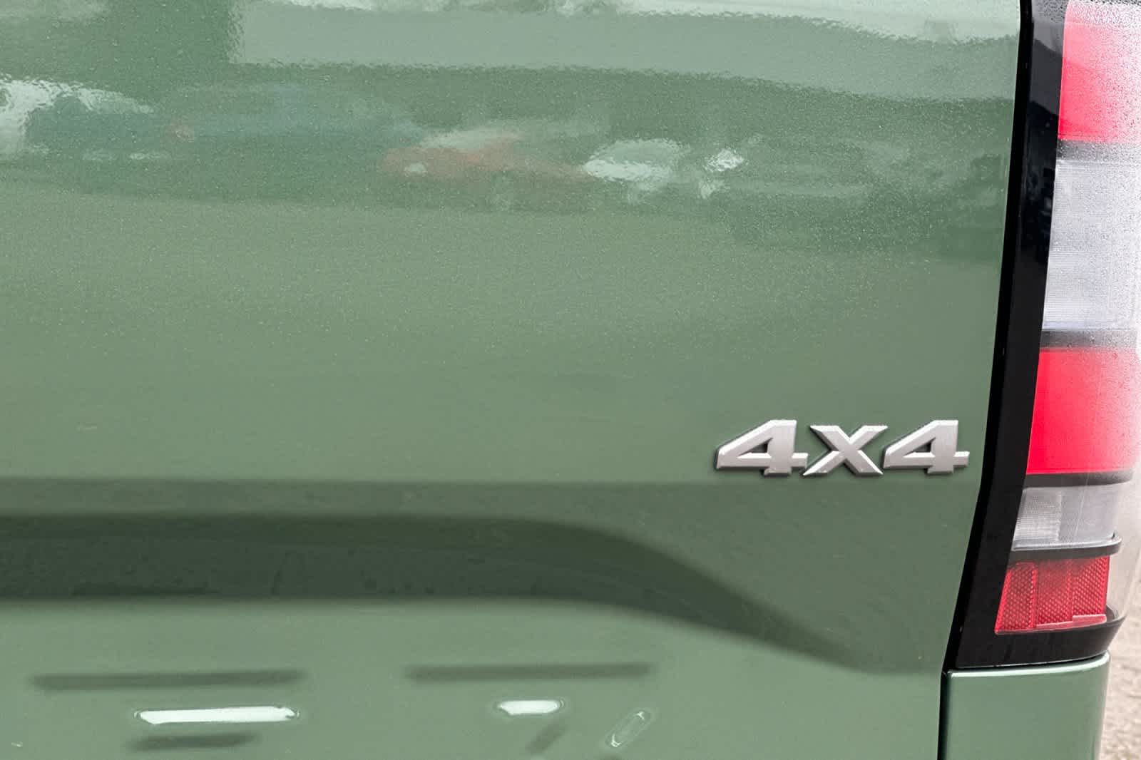 Thumbnail: 2026 Nissan Frontier - 24