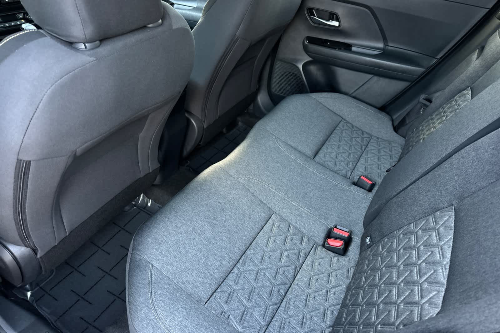 Thumbnail: 2026 Nissan Kicks - 4