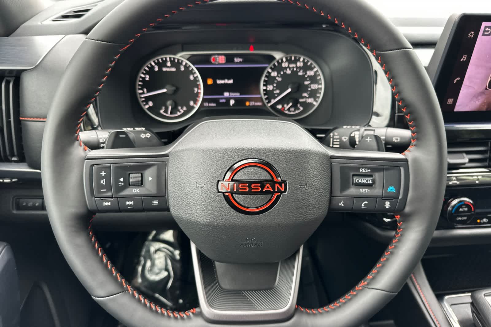 Thumbnail: 2026 Nissan Pathfinder - 24
