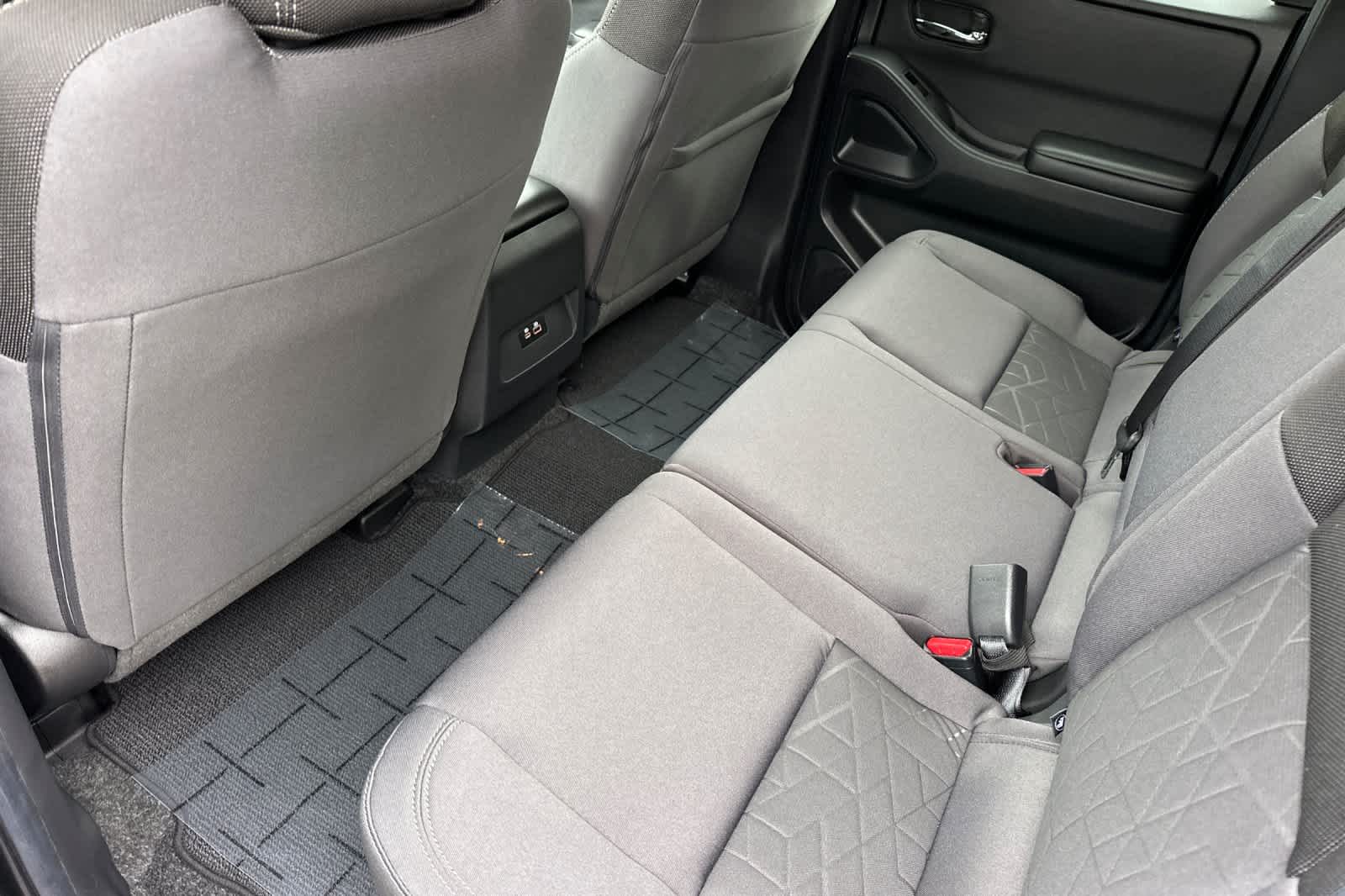 Thumbnail: 2026 Nissan Frontier - 4