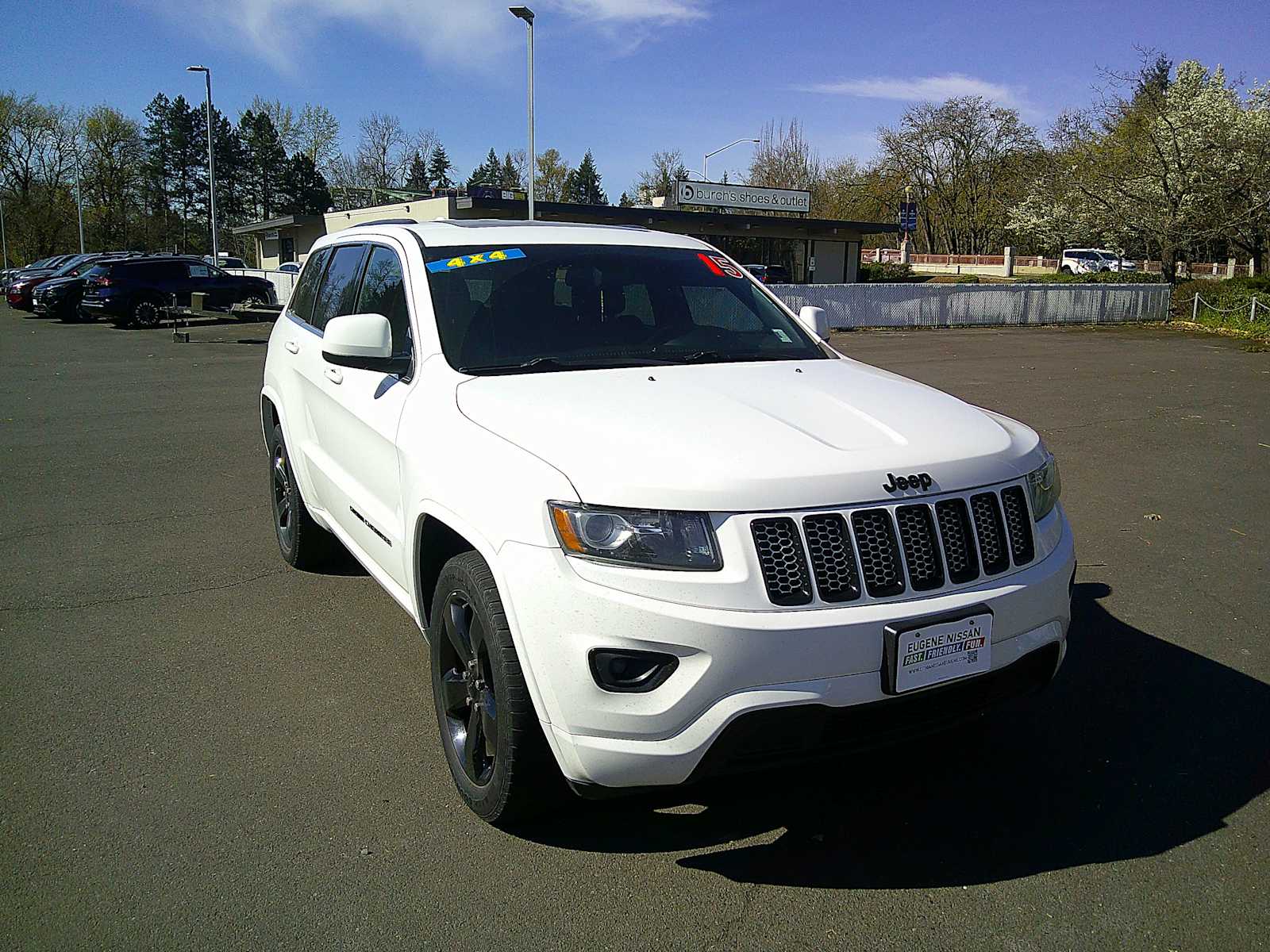 Thumbnail: 2015 Jeep Grand Cherokee - 7