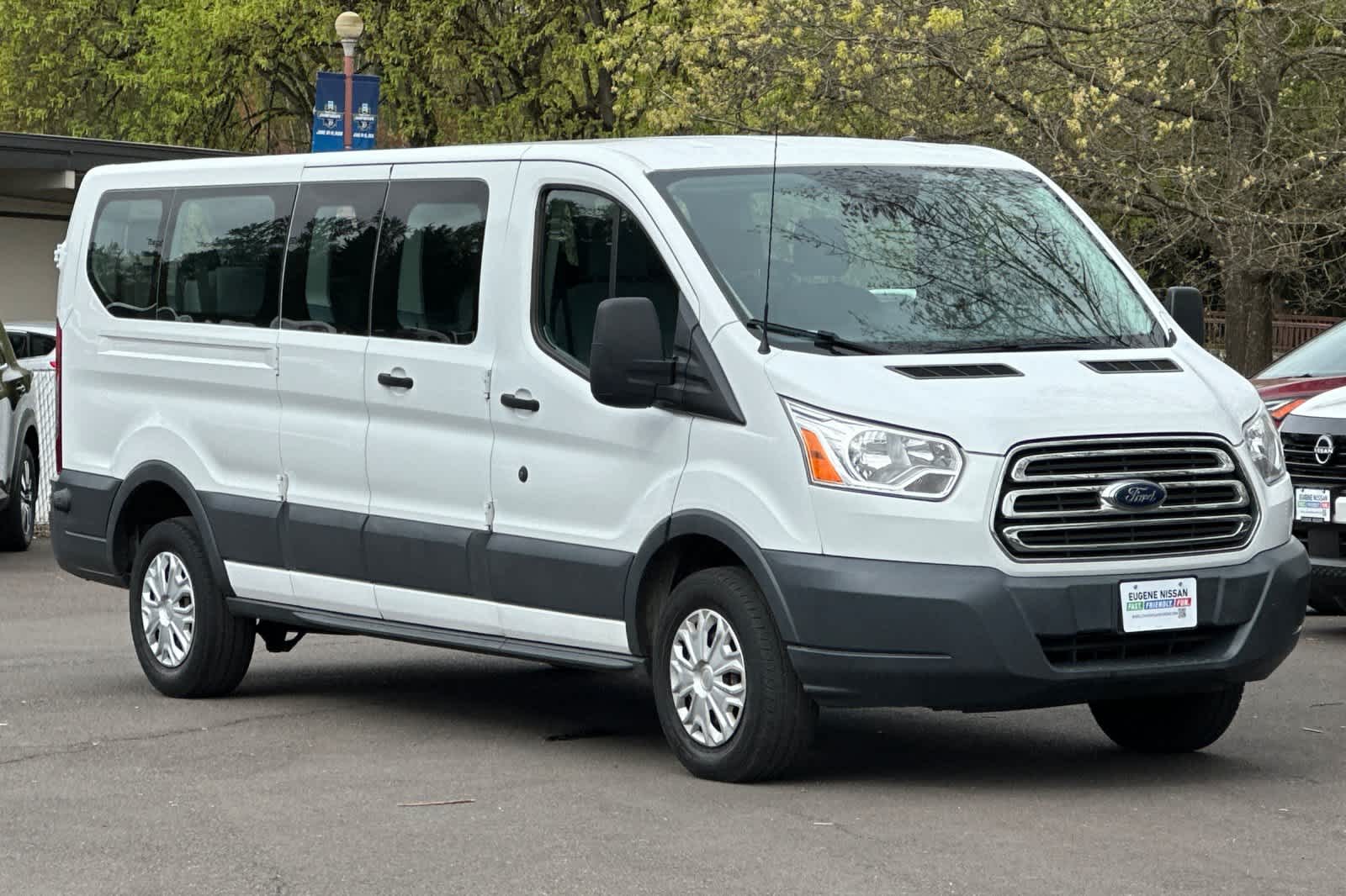 Thumbnail: 2017 Ford Transit Series - 9