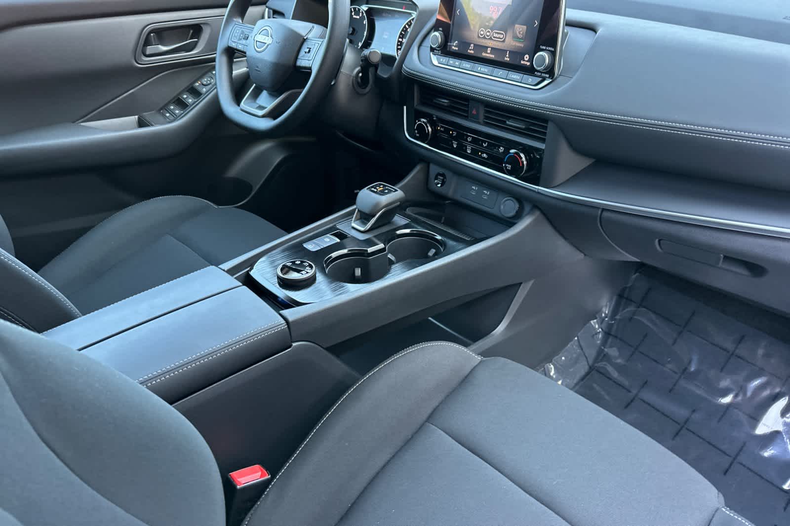 Thumbnail: 2025 Nissan Rogue - 16