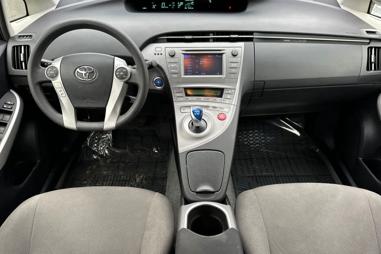 Thumbnail: 2015 Toyota Prius - 3