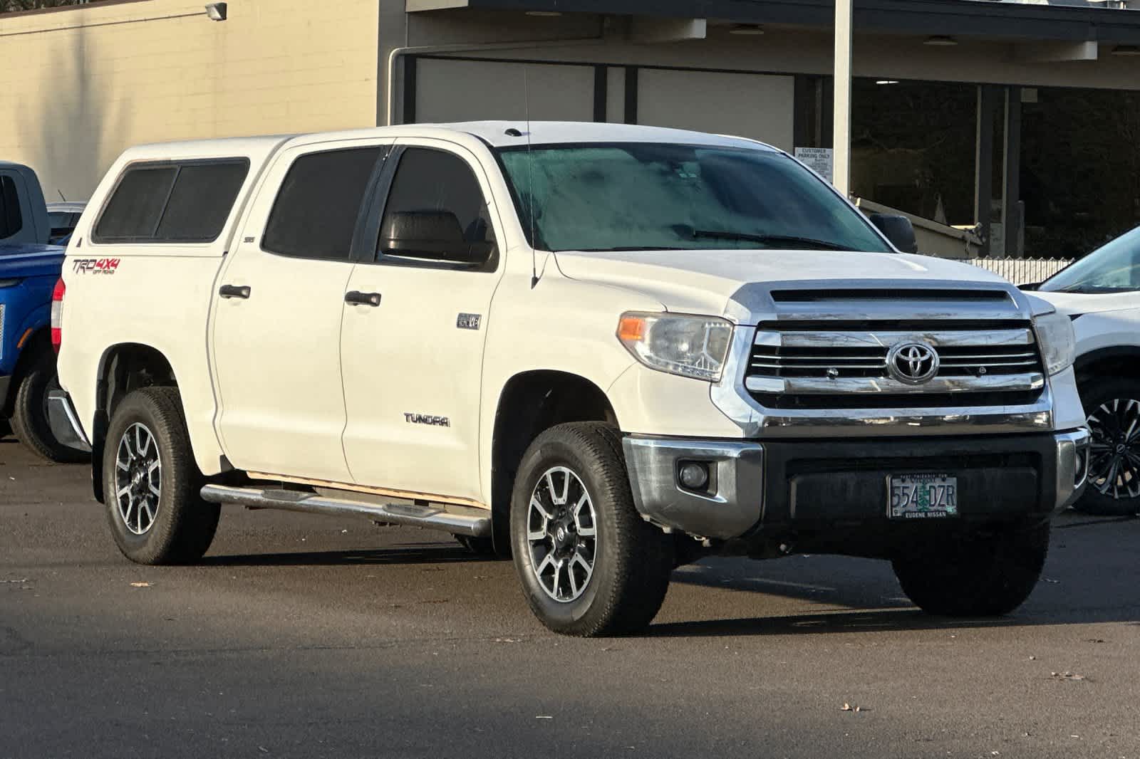 Thumbnail: 2016 Toyota Tundra - 9