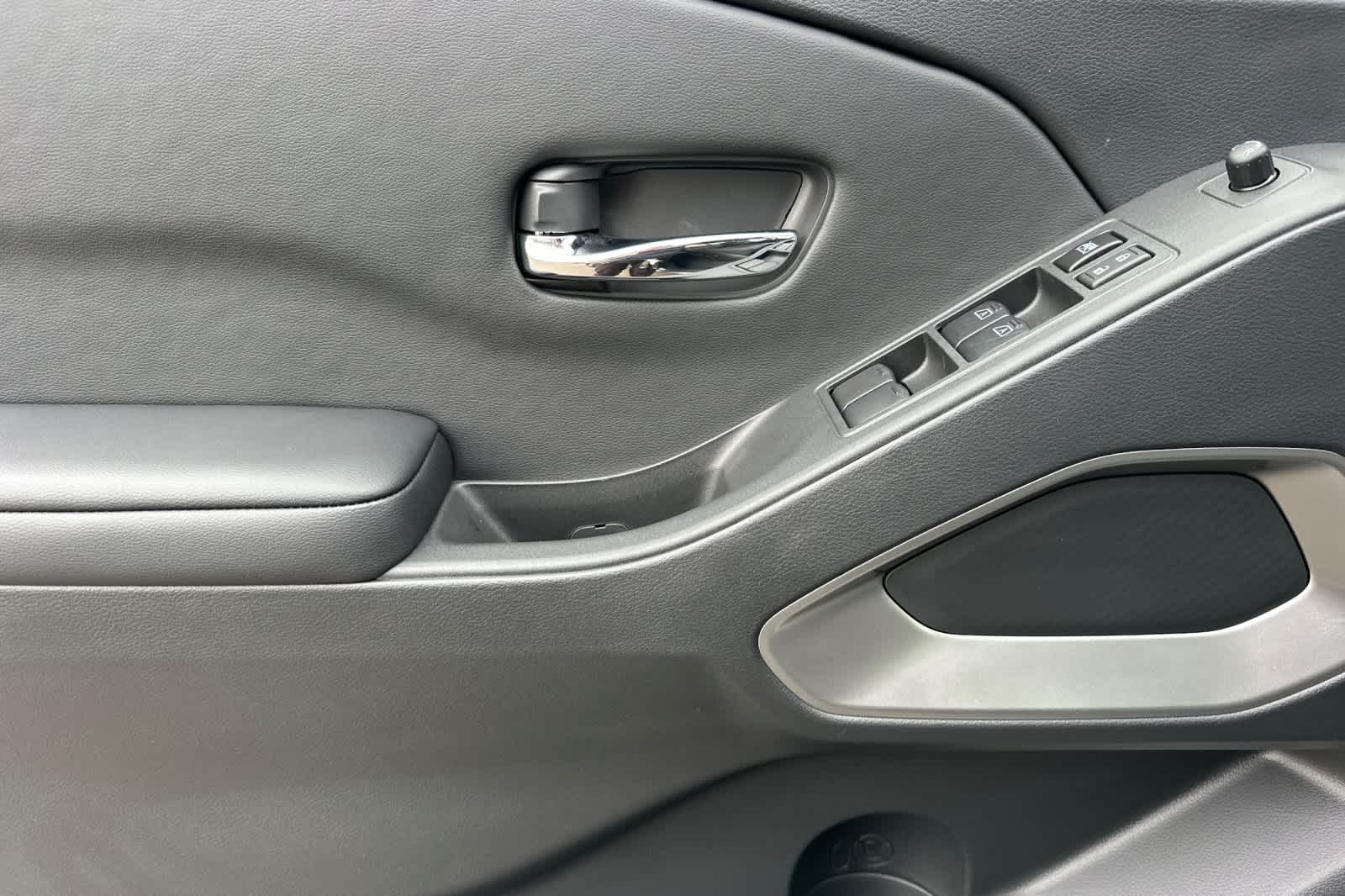 Thumbnail: 2026 Nissan Frontier - 12