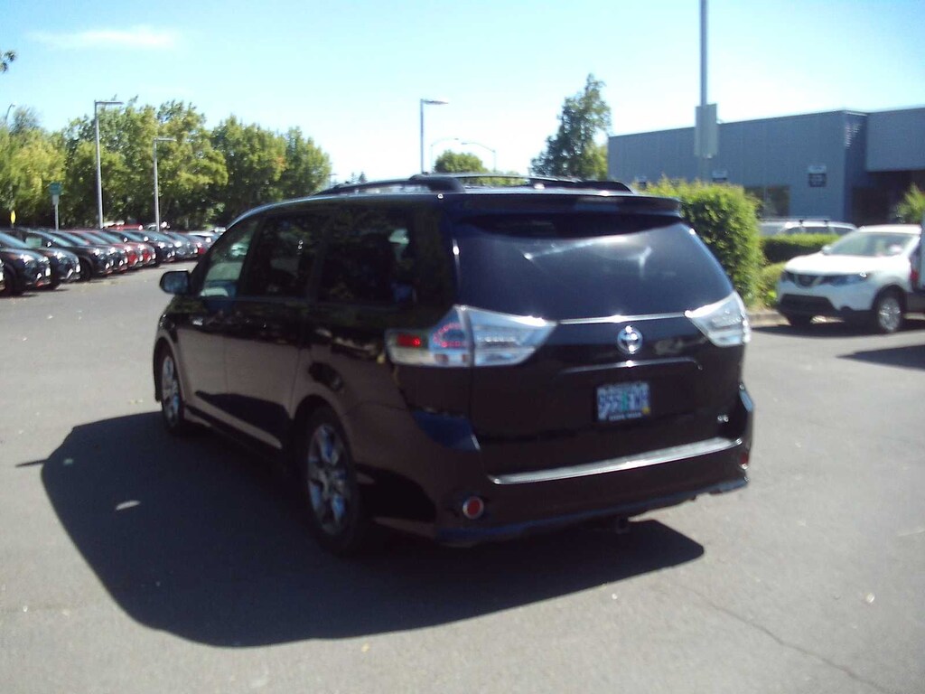 Used 2012 Toyota Sienna SE 8 Passenger Van