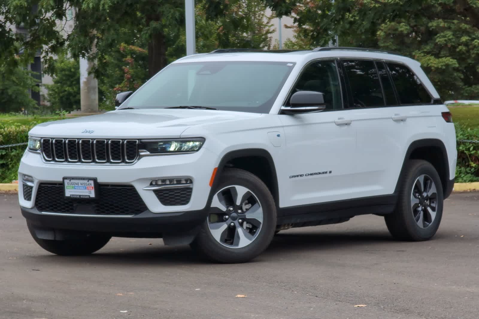 2024 Jeep Grand Cherokee 4xe's photo