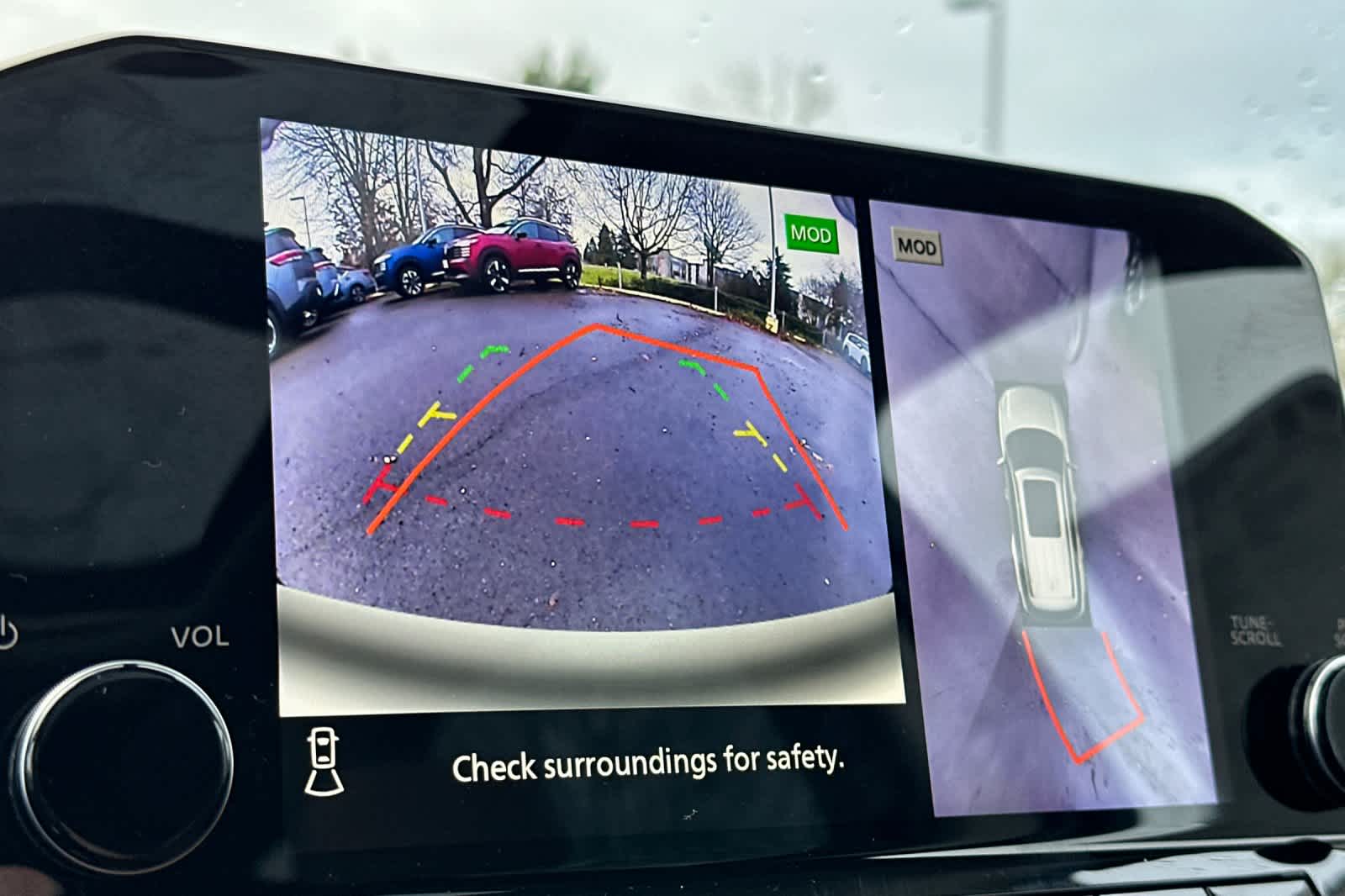 Thumbnail: 2025 Nissan Pathfinder - 21