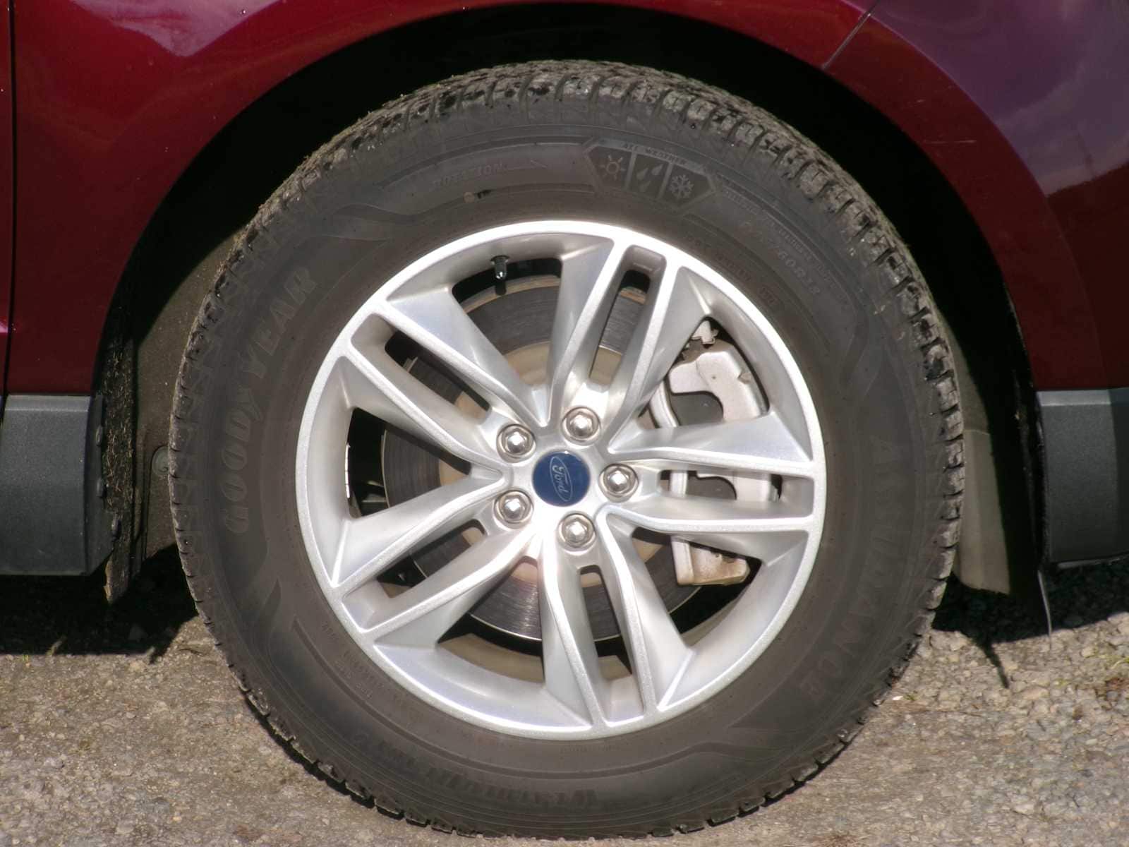 Thumbnail: 2021 Ford Edge - 9