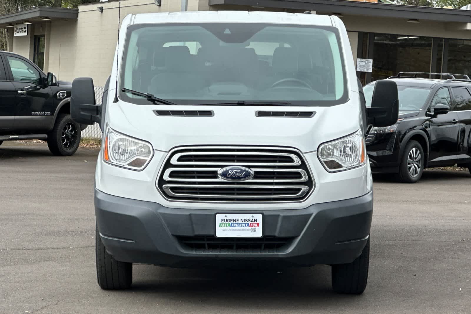 Thumbnail: 2017 Ford Transit Series - 10