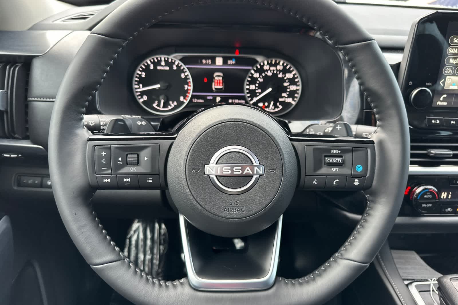 Thumbnail: 2025 Nissan Pathfinder - 25