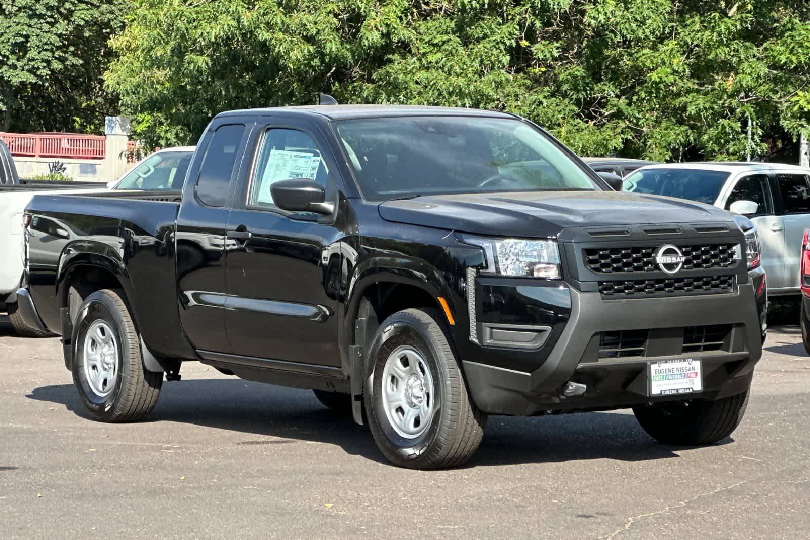 Thumbnail: 2025 Nissan Frontier - 9