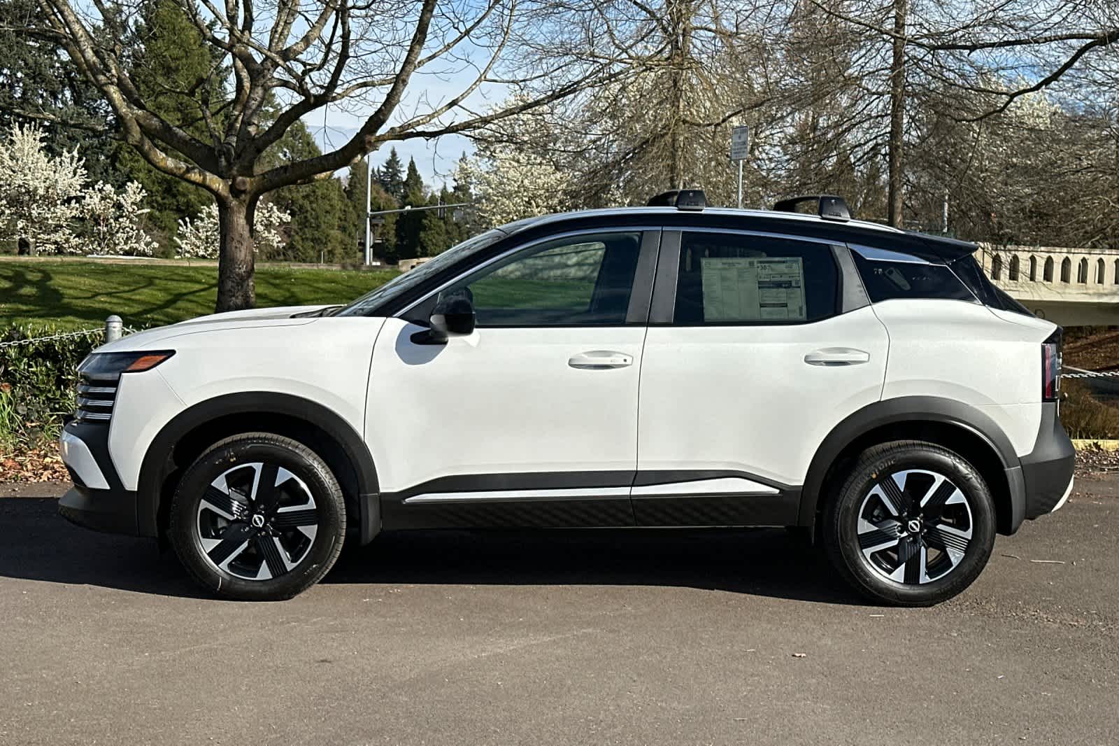 Thumbnail: 2026 Nissan Kicks - 5