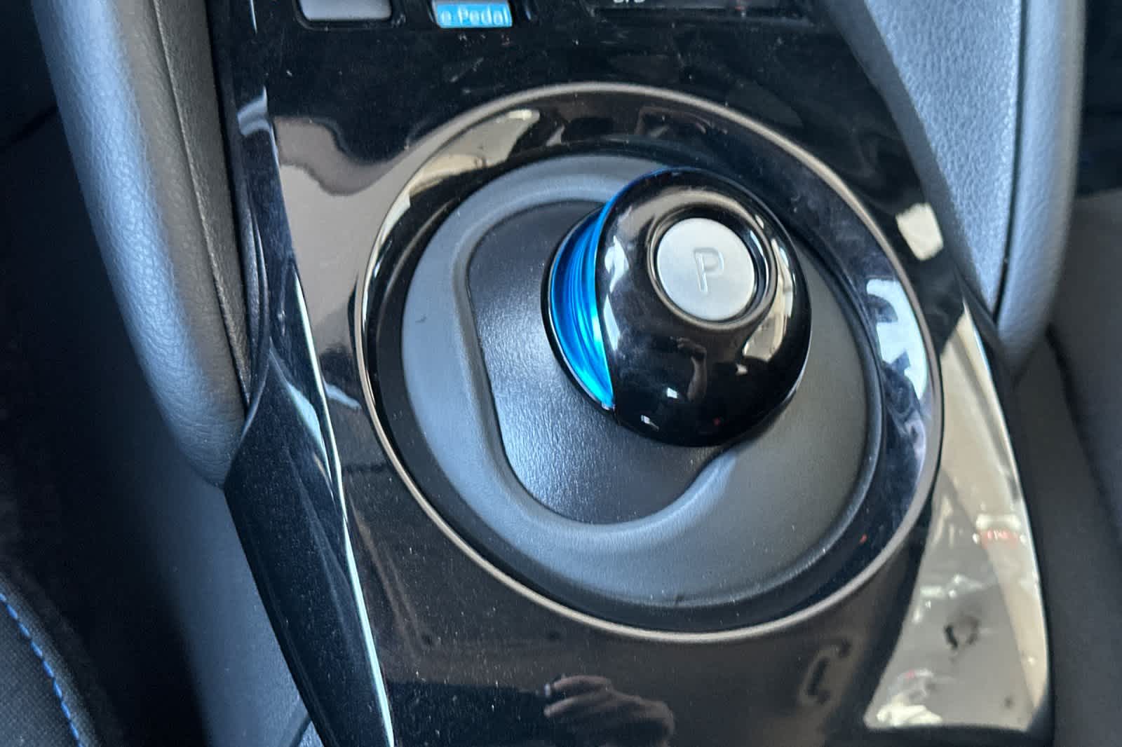 2025 Nissan Leaf SV Plus 22