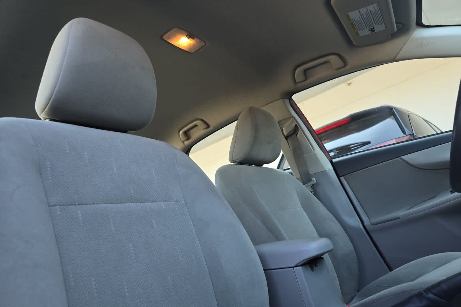 Thumbnail: 2013 Toyota Corolla - 16