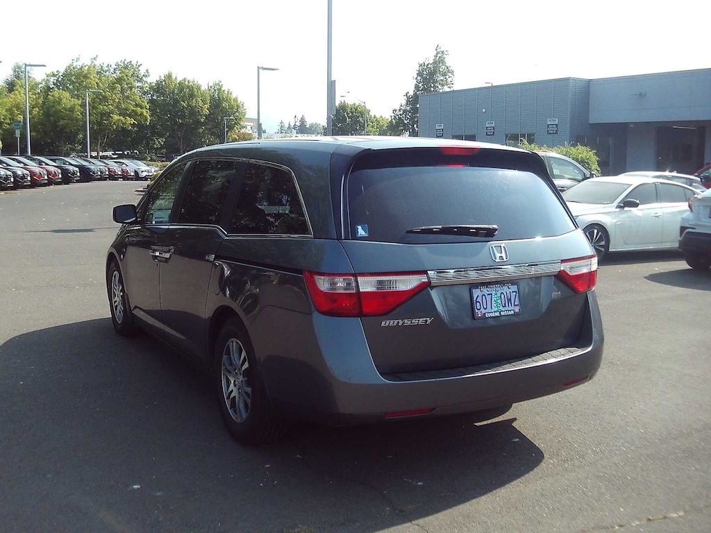 Used 2013 Honda Odyssey EX Van