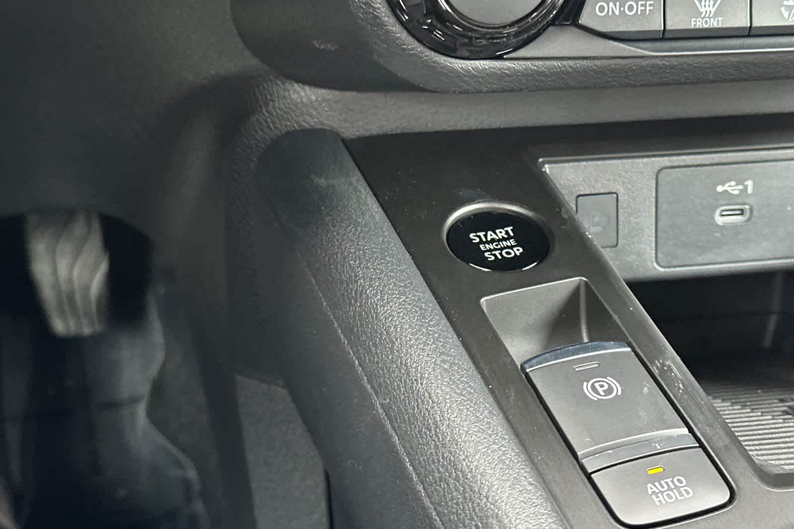 Thumbnail: 2026 Nissan Kicks - 22