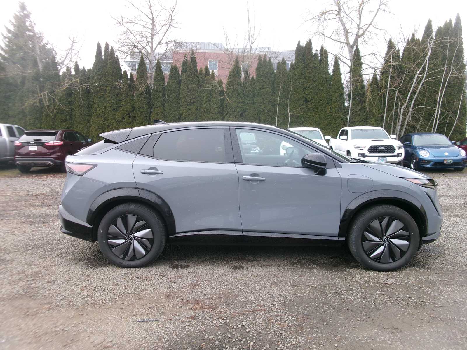 Thumbnail: 2025 Nissan Ariya - 6