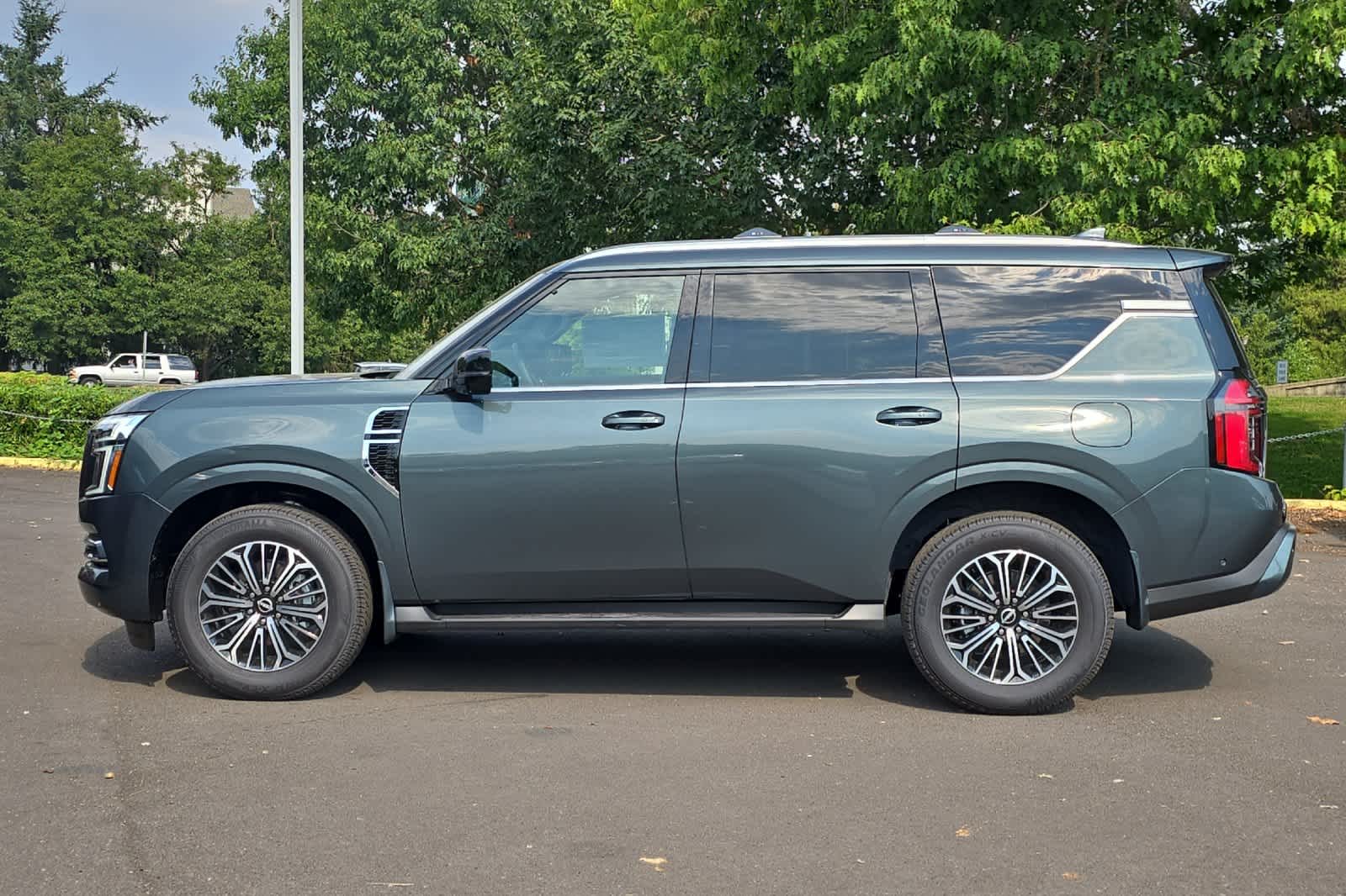 Thumbnail: 2025 Nissan Armada - 5