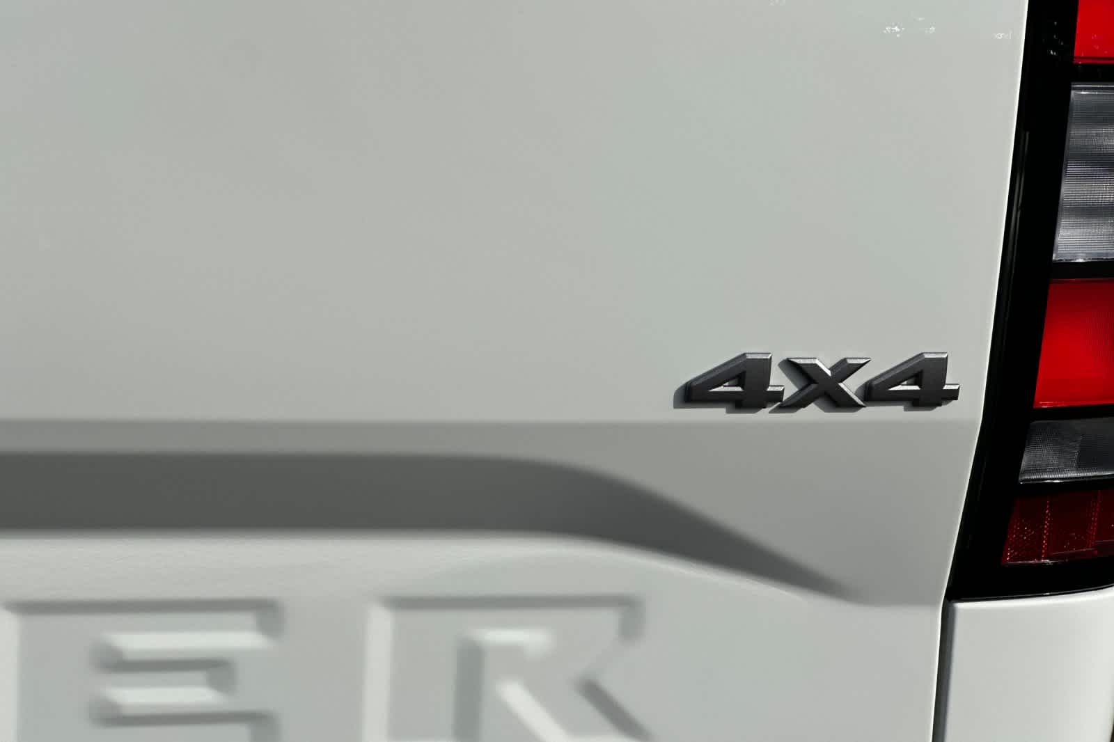 Thumbnail: 2026 Nissan Frontier - 24