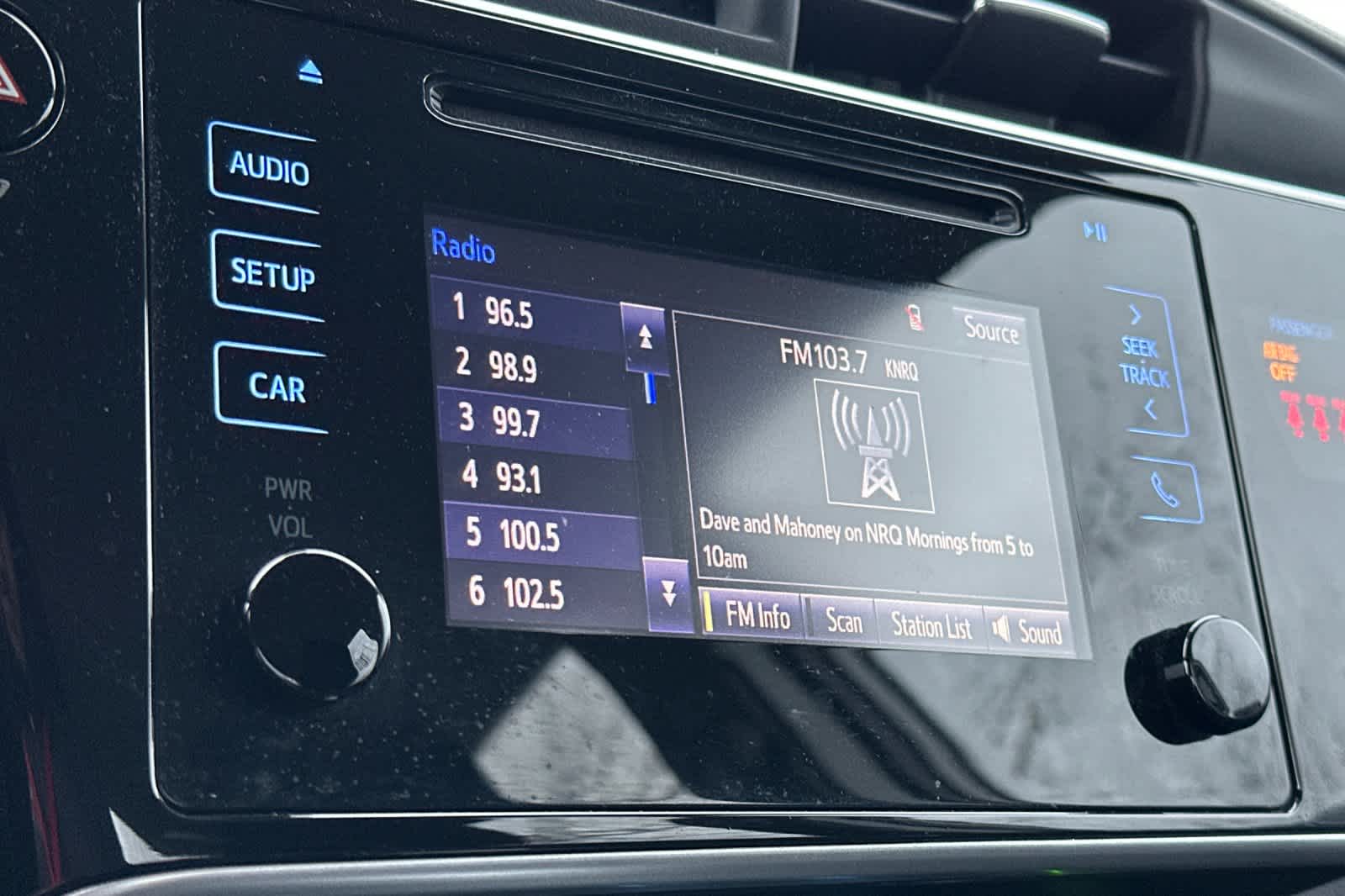 Thumbnail: 2018 Toyota Corolla - 17