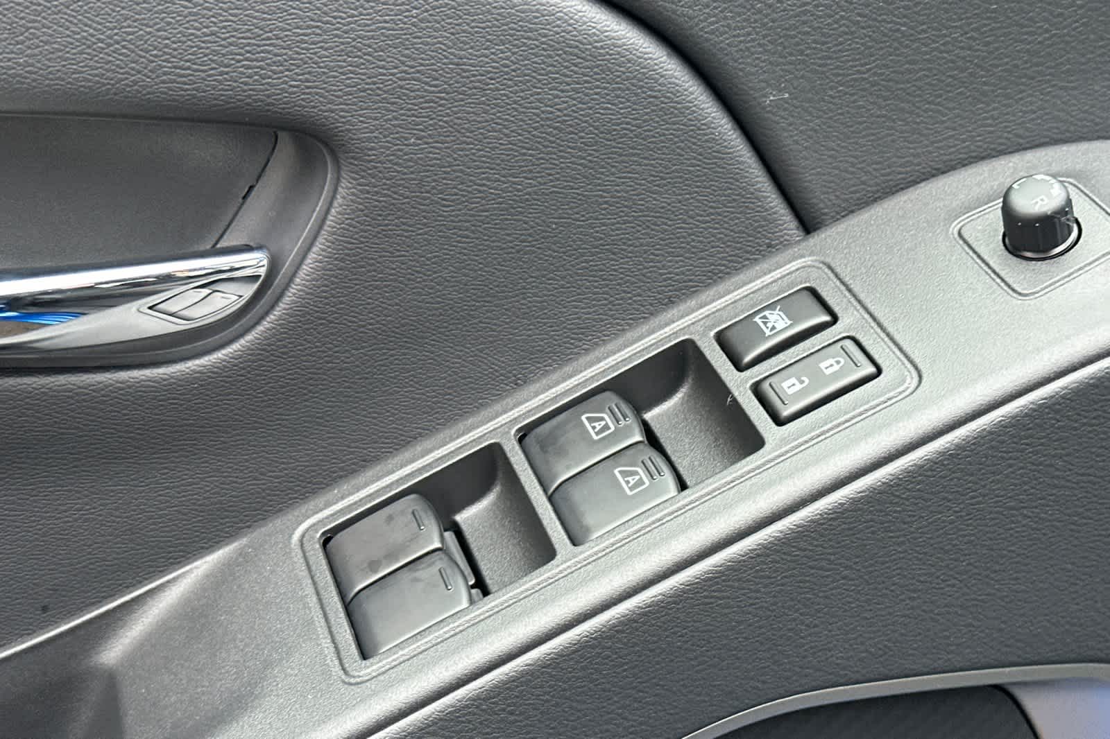 Thumbnail: 2026 Nissan Frontier - 13