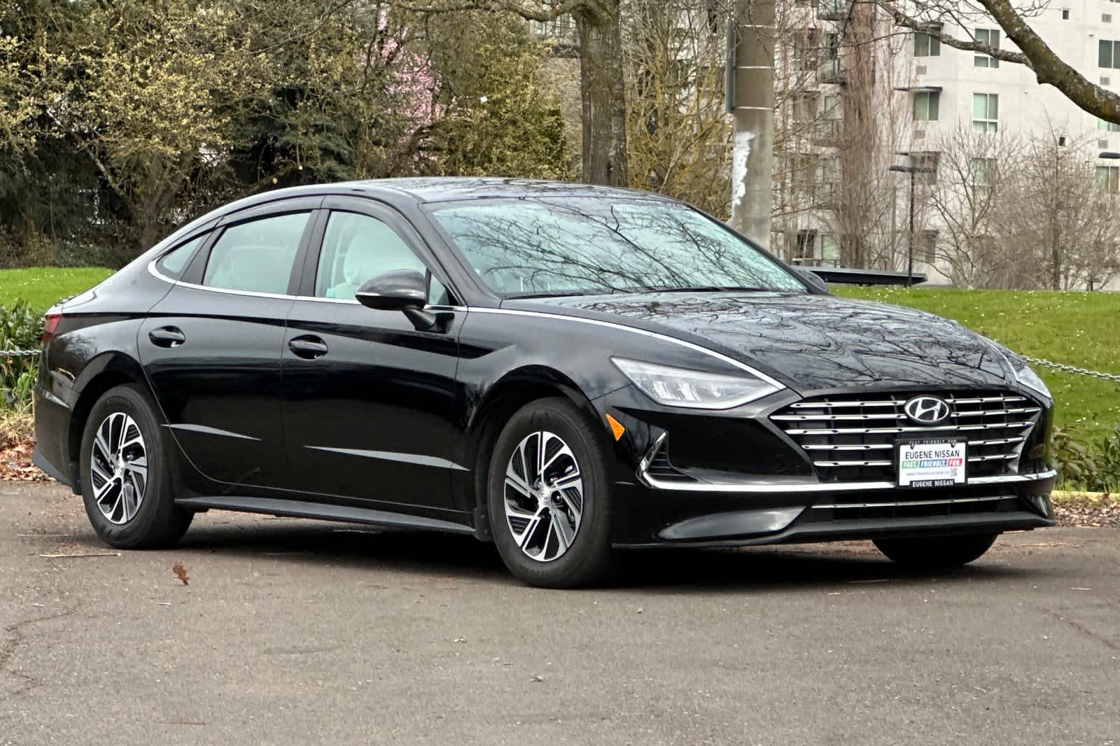 Thumbnail: 2023 Hyundai Sonata - 9