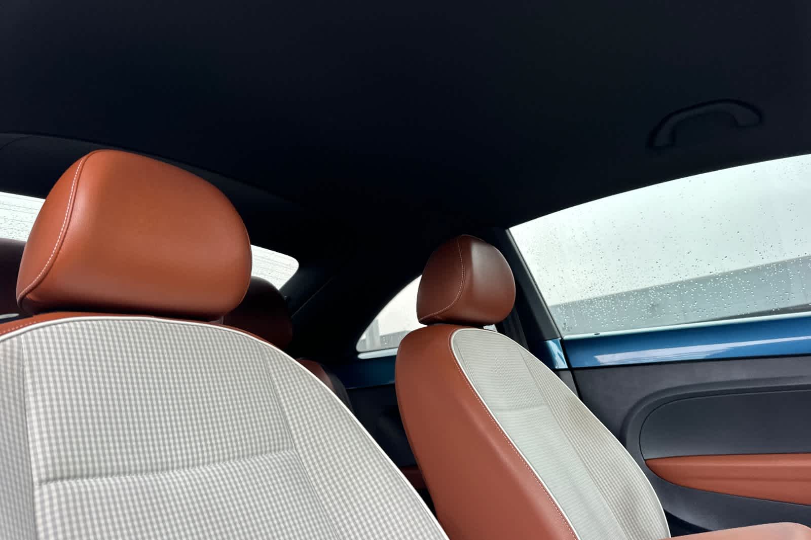 Thumbnail: 2017 Volkswagen Beetle - 17