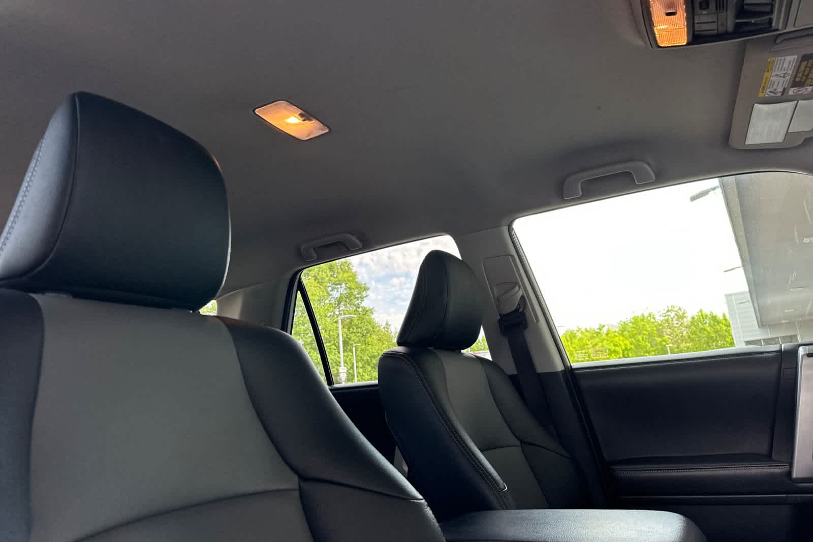 Thumbnail: 2019 Toyota 4Runner - 17