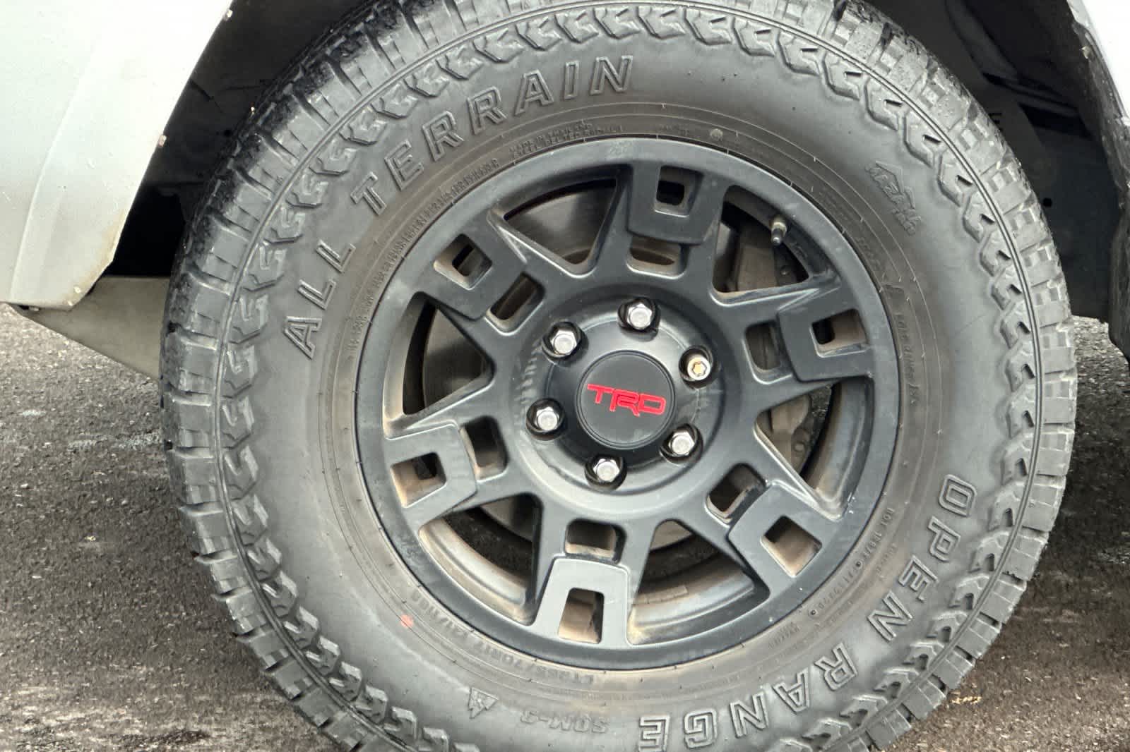 Thumbnail: 2016 Toyota 4Runner - 25