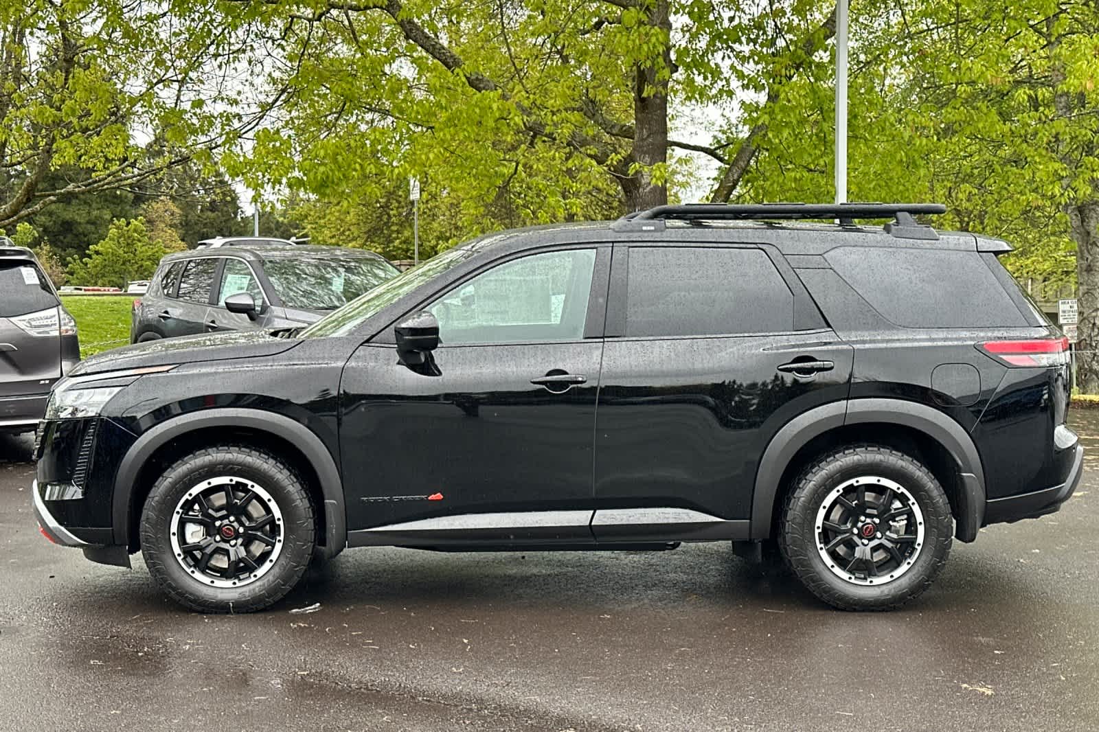 Thumbnail: 2026 Nissan Pathfinder - 5
