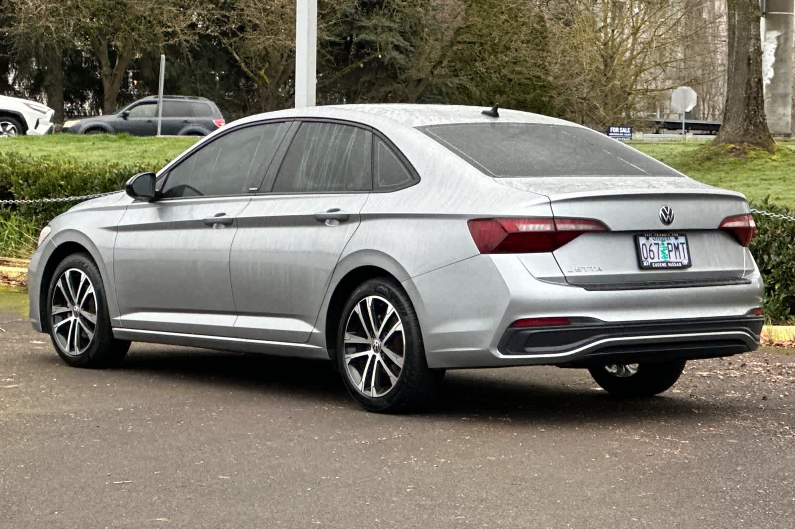 Thumbnail: 2023 Volkswagen Jetta - 6