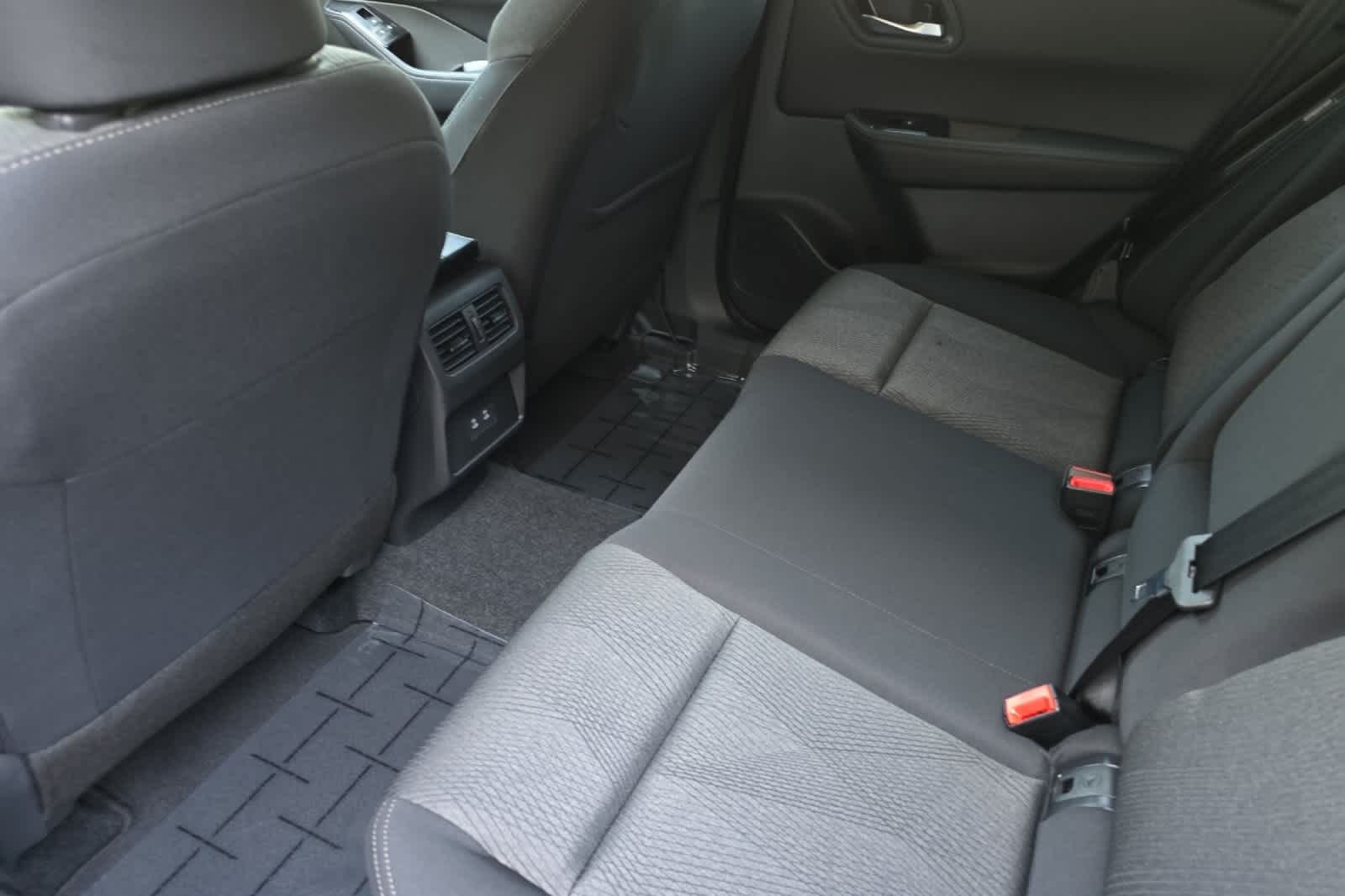 Thumbnail: 2025 Nissan Rogue - 4