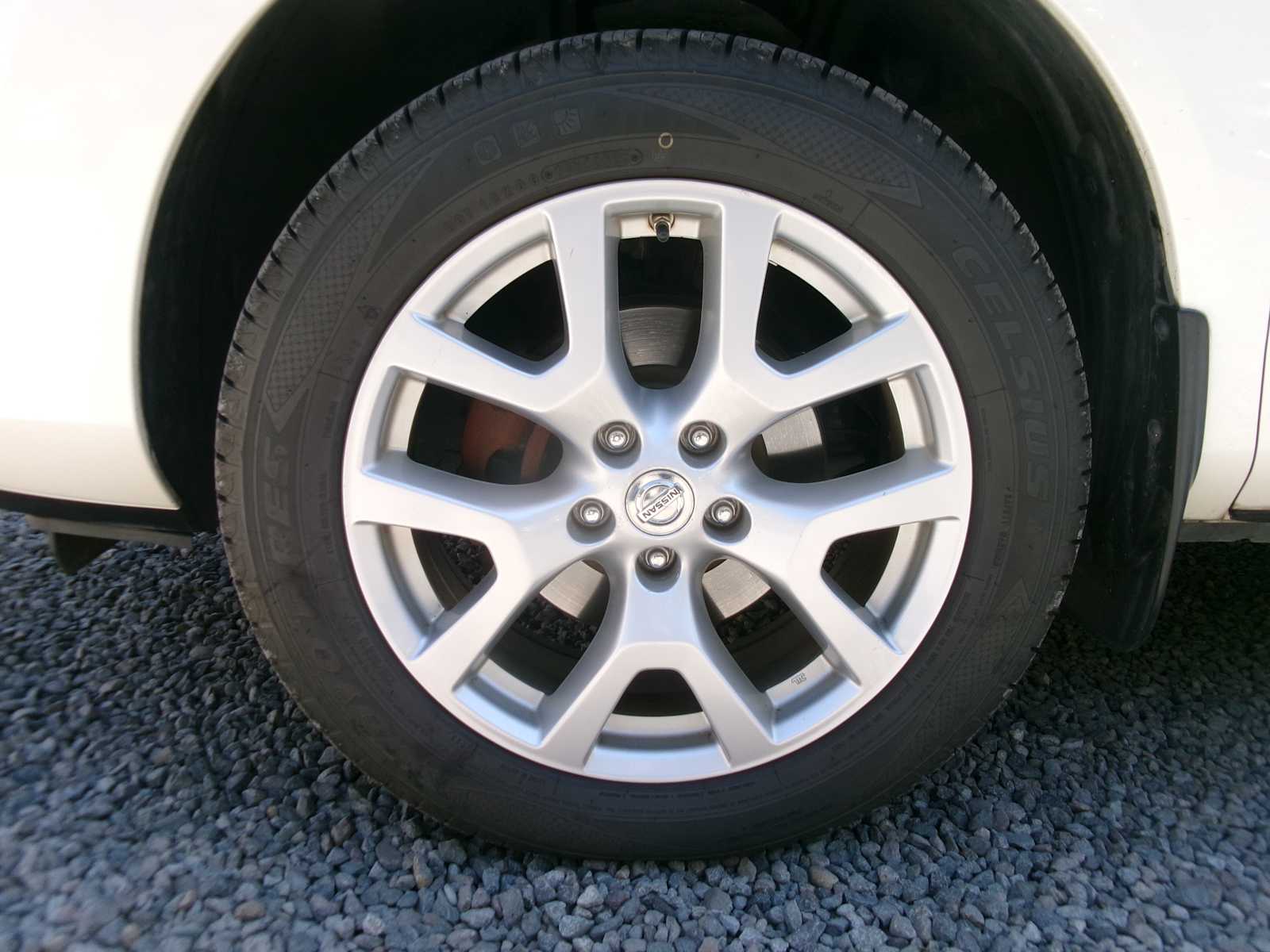 Thumbnail: 2013 Nissan Rogue - 9