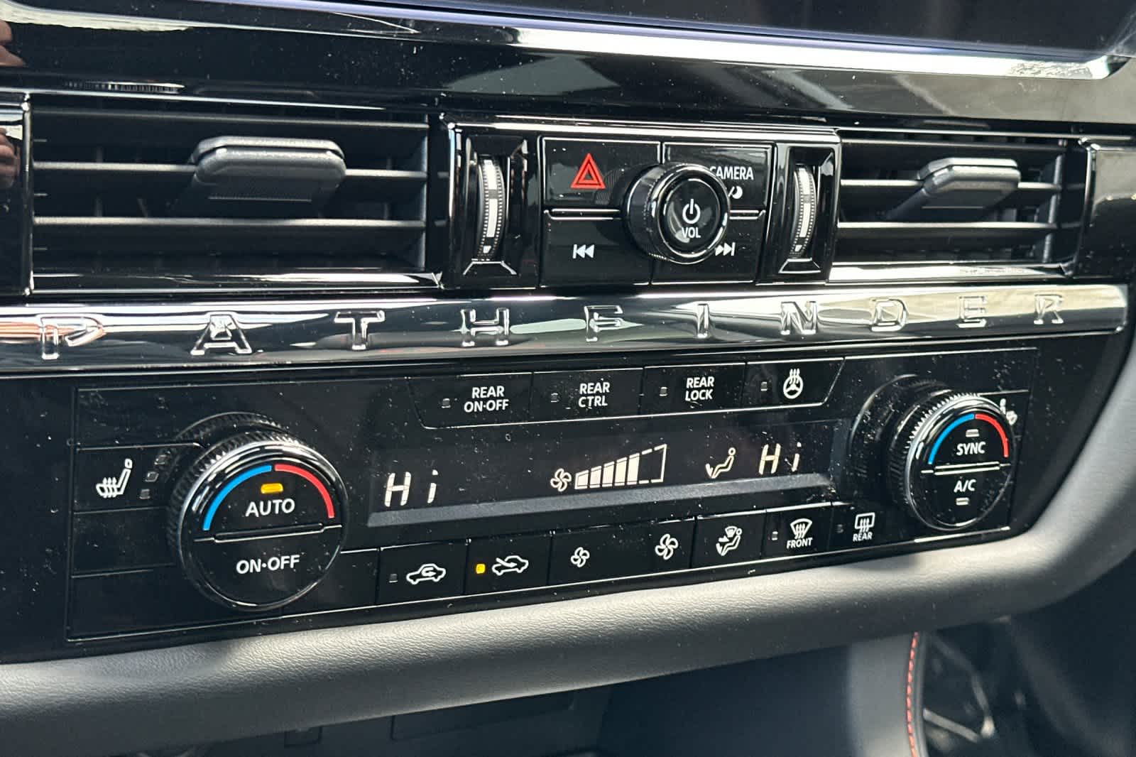 Thumbnail: 2026 Nissan Pathfinder - 21