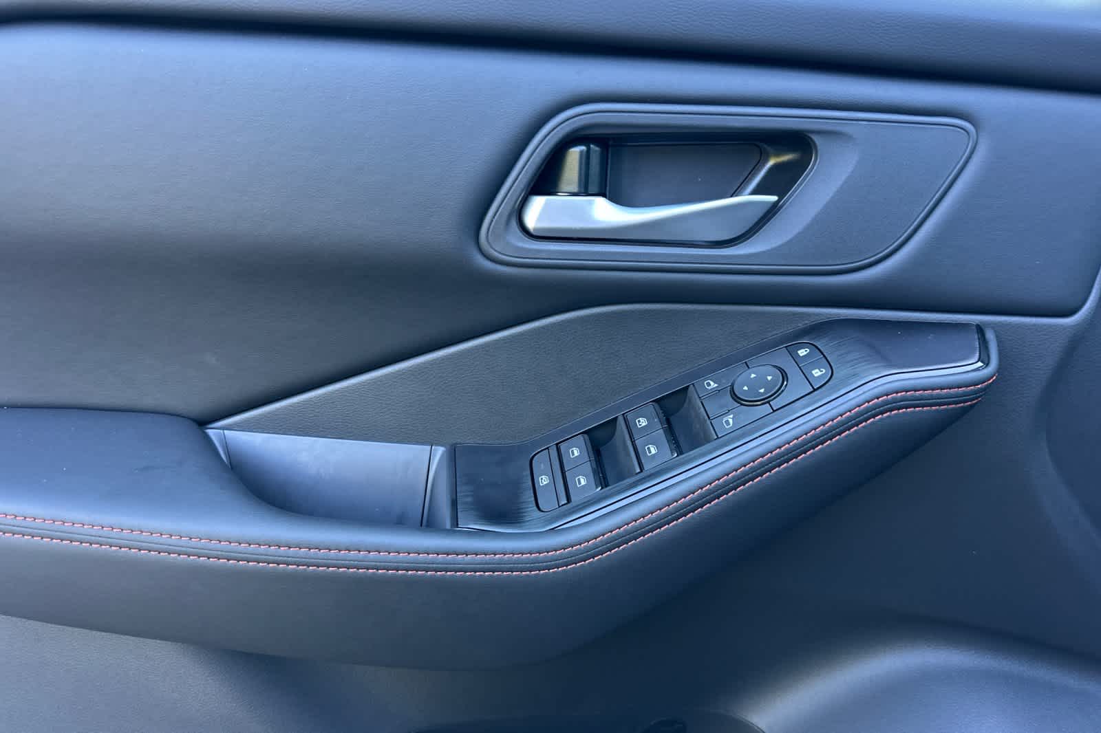 Thumbnail: 2026 Nissan Rogue - 12