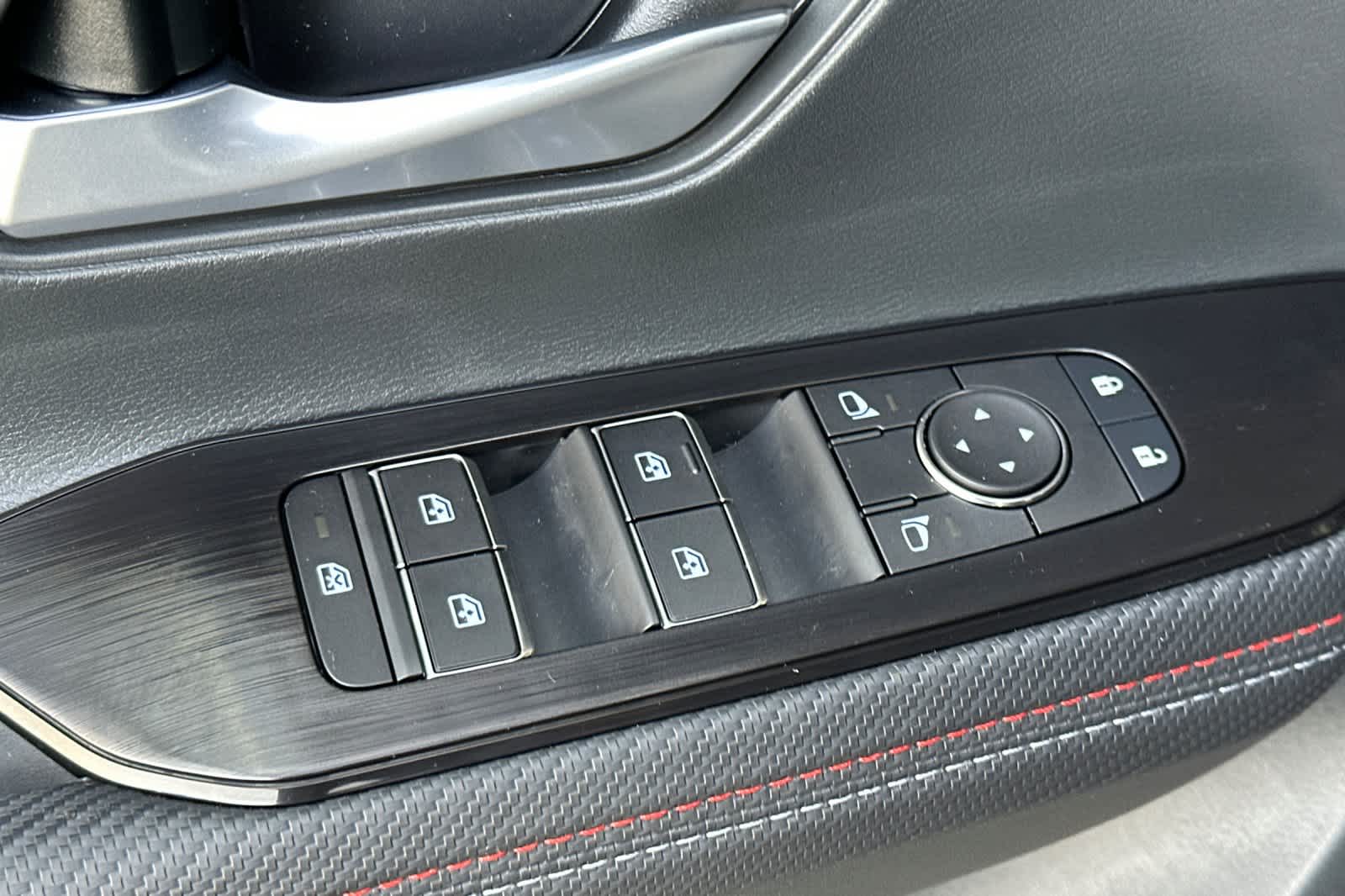 Thumbnail: 2025 Nissan Kicks - 13